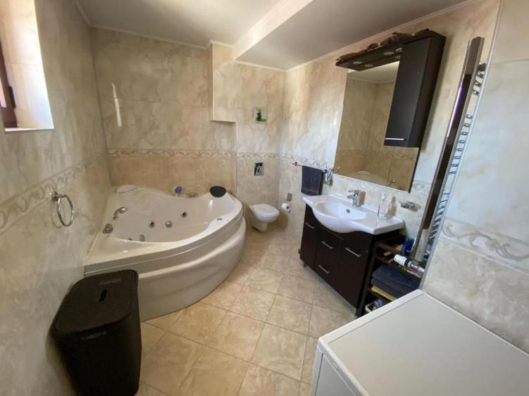 De închiriat: Penthouse duplex la 2 min de metrou Aviatorilor