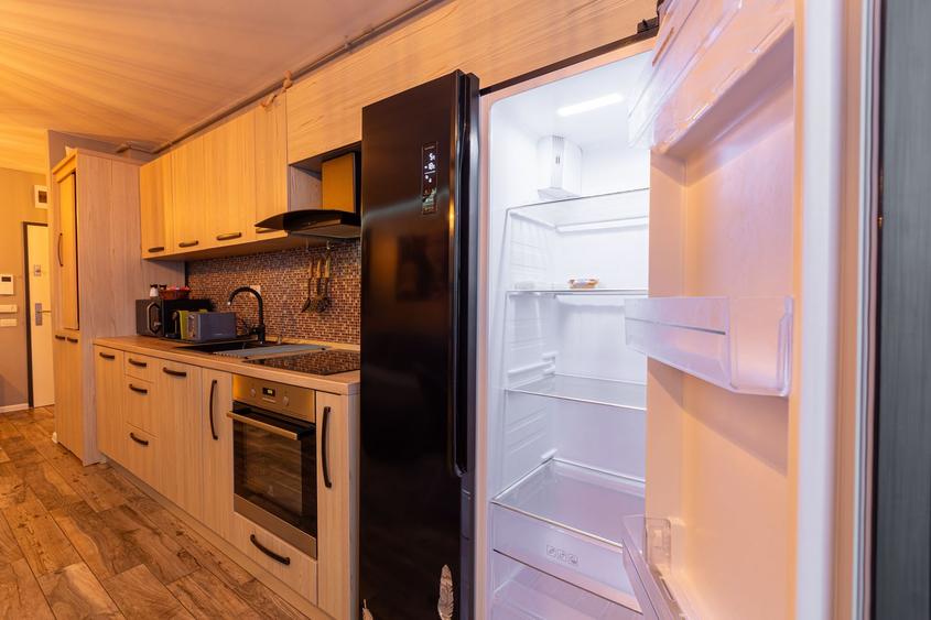 OCAZIE: Apartament cu 2 camere, LUX, la cheie!