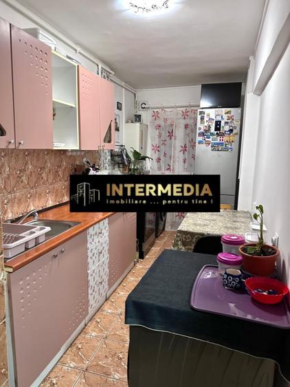 Garsoniera confort 1 de vanzare in Cetate