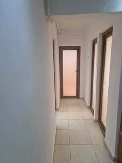 3 camere decomandat, etaj 1, zona  Alexandru - Tigarete