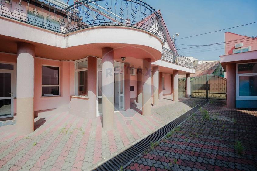De vânzare casă / birouri în zona Decebal