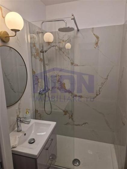 Apartament 2 camere renovat modern, zona Universitate