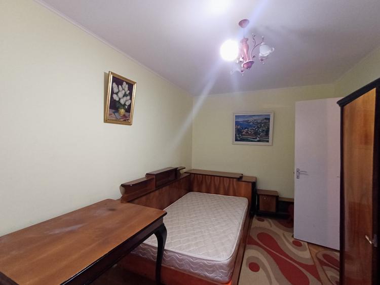 Apartament 3 camere- etaj intermediar- Tatarasi
