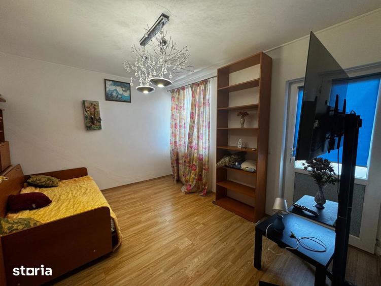 Vila 2 etaje| 5 camere| Floreasca| Jacuzzi| Curte privata|