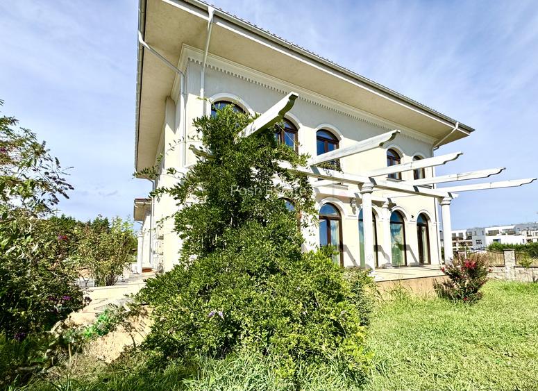 Vilă reprezentativă, 8 camere, 5 băi,  Rezidență,  Office, Mixed Use - 2