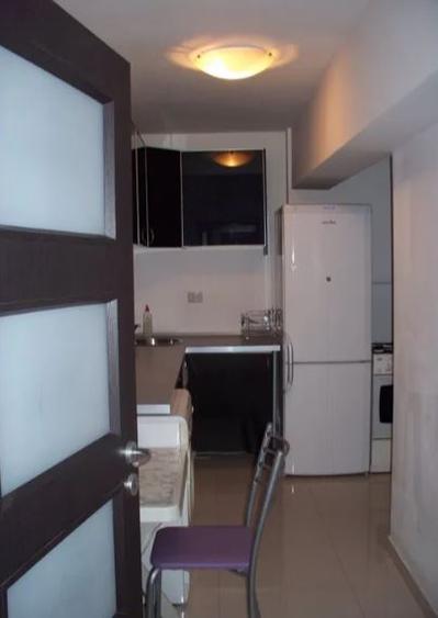 Unirii,Alba Iulia METROU MUNCI,bl.reabilitat,et.5/8,DECOMANDAT,mobilat,utilat,AC