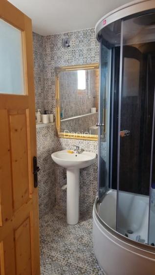 4 case de vacanță 2600 mp curte/complex turistic - 7