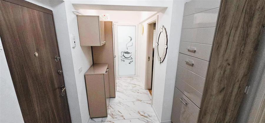 Apartament 2 camere confort 1 decomandat zona Ultracentral
