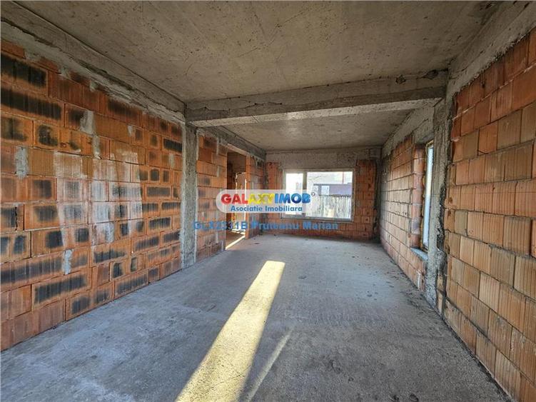 Vanzare vile Individuale de tip Duplex situate aproape de Str Dantelei