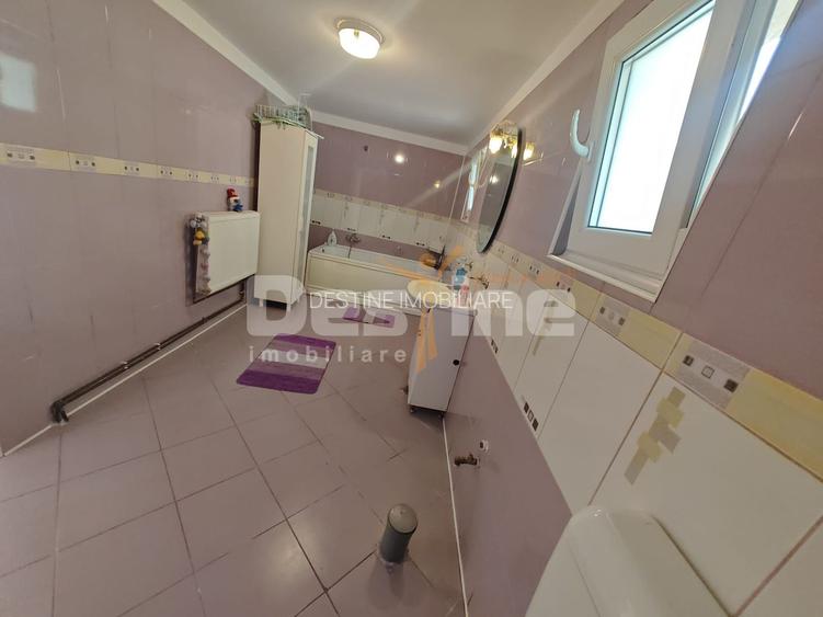 Casă spațioasă cu 7 camere, ideală pentru familie numeroasa - 29