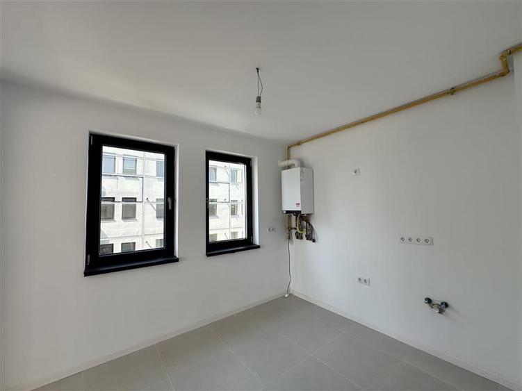 Apartament 3 Camere în bloc finalizat, etaj intermediar, construcție n