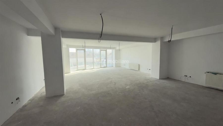 Spatiu Birou l Str.Traian l 100 MP l Parcare
