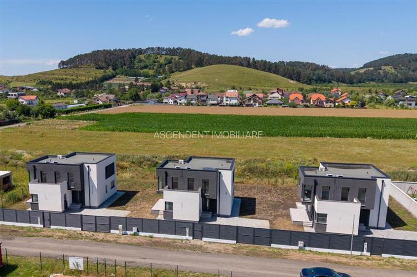Vila Sanpetru,  intabulata, constructie noua, zona Lempes - 11
