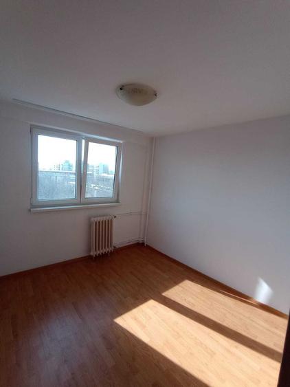 Apartament 2 camere. Decomandat. Brancoveanu.