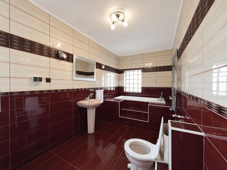 Vila 6 camere | teren 500 mp dubla deschidere | Laminor Arena - 27