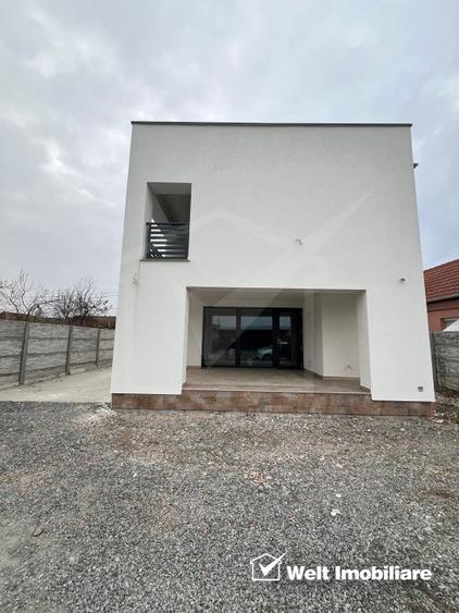 Casa Noua Semifinisata in Someșeni, 700mp teren