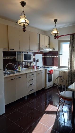 Ofer inchiriere apartament Mărăști, 3 dormitoare, aproape mijloace de transport