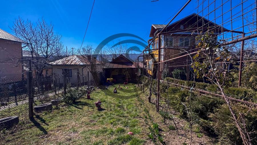 Casa cu 5 camere de vanzare  | Urlati, Prahova | Comision 0%