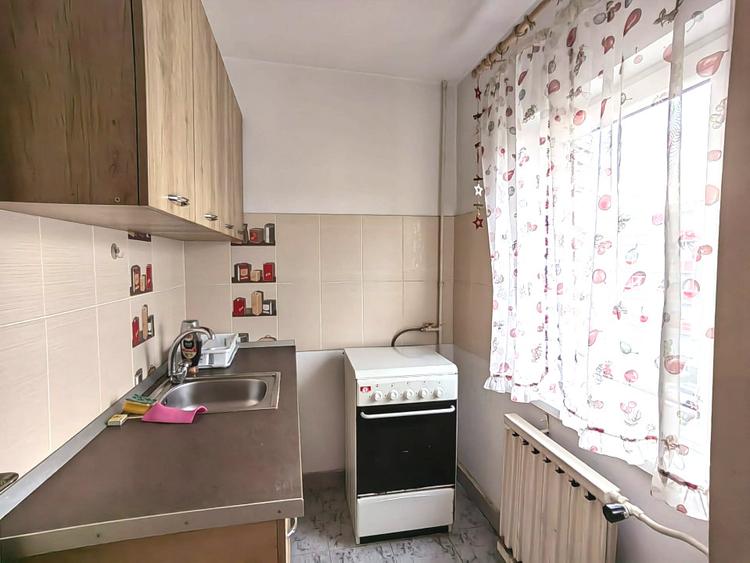 Garsoniera de inchiriat Zorilor, zona Golden Tulip