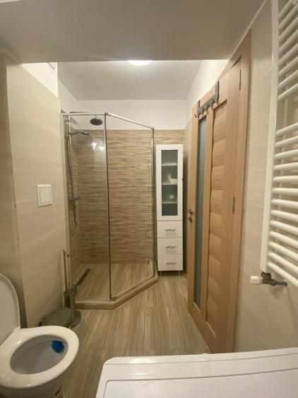 Vanzare apartament luminos, parcare inclusă, complex privat 2020
