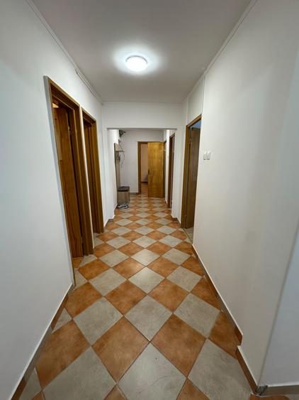 Dristor - Metrou - 3 Camere - 2 Băi - Prima Chirie - Bloc Reabilitat