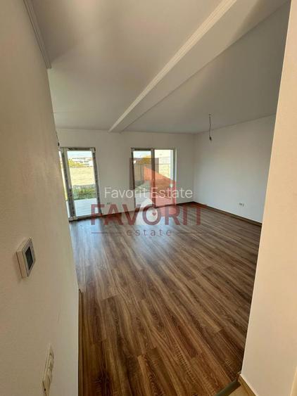 Duplex despartit prin camera tehnica | 4 camere | Toate utilitatile | - 4