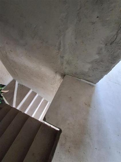 CASA P+ 1E si TEREN 400 MP DE VANZARE IN ANDRASESTI