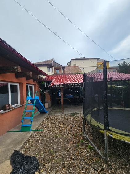 Casă individuală S+P+M, zonă ultracentrală, 2 corpuri, ideal showroom - 9