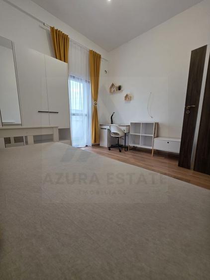 Penthouse spatios 80 mp utili 2 balcoane si terasa parcare Selimbar