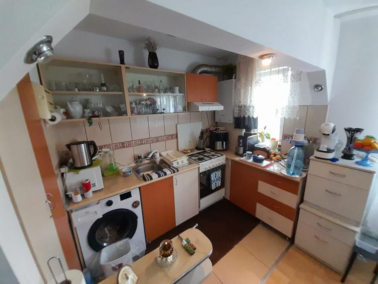 Apartament cu 2 camere, 52 mp, cu loc de parcare, zona DECEBAL