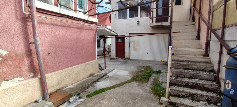 Proprietate cu 3 corpuri in zona Gradina Zoo - Parc Noua