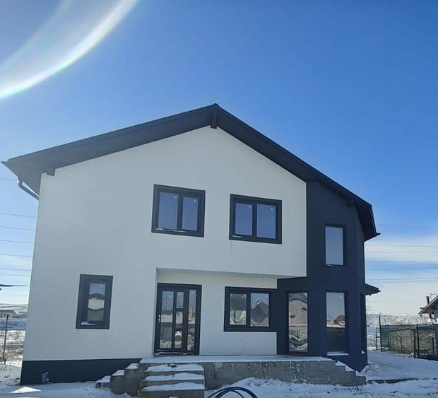 VALU LUI TRAIAN - casa 4 camere teren 459 mp
