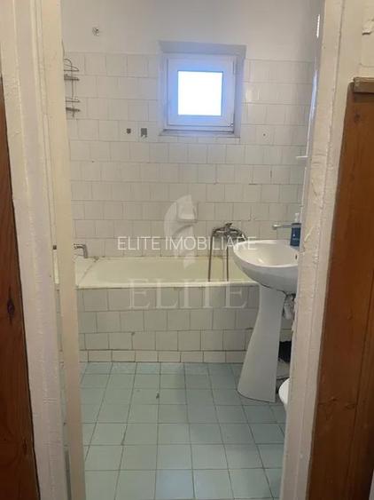 Apartament 2 camere în zona STRAZII AUREL VLAICU
