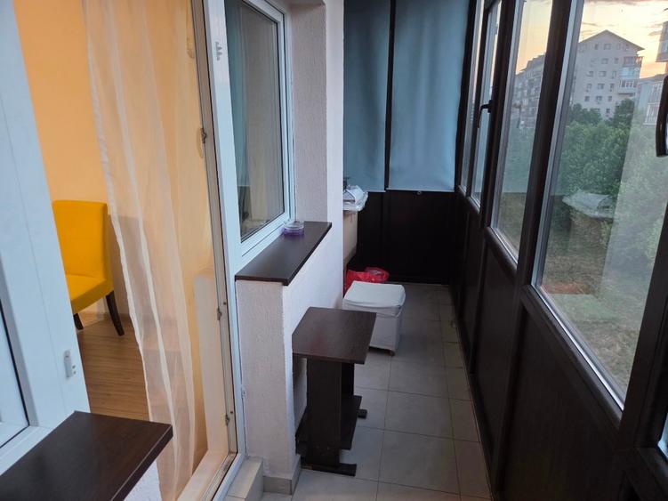 Apartament 3 camere de închiriat in Militari Residence