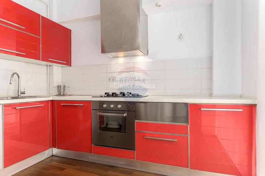 4 camere| semineu| piscina interioara | sauna | sala de sport| parcare - 21