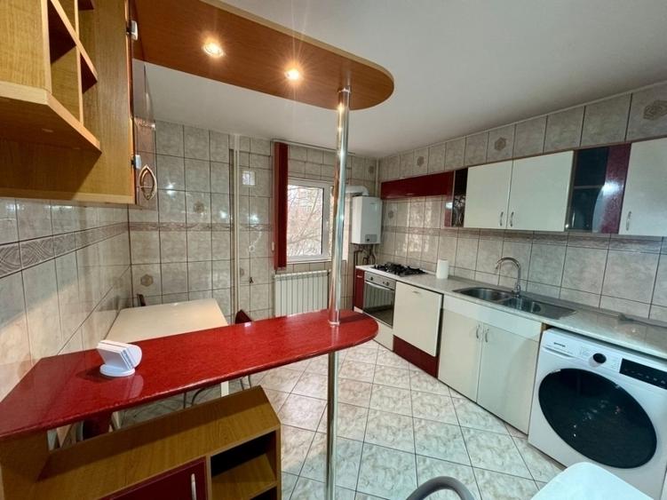 PODU ROS - 1001 ARTICOLE - 3 CAMERE 74MP - ETAJ 1 - RENOVAT TOTAL - LIBER !