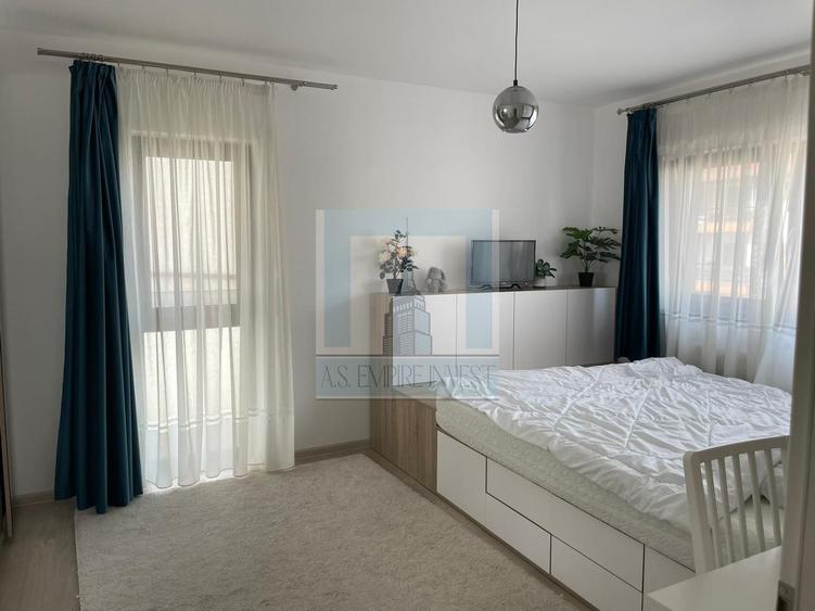 Apartament 3 camere, partia mobilat - zona Sanpetru Rezidence