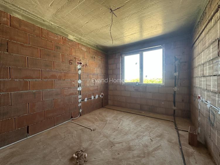 Duplex nou - 110 mp utili - Curte 370 mp - Mcity - 15