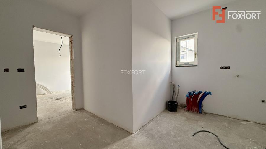 Casa de vanzare 5 camere si teren de 950 mp - Mosnita Noua - 30
