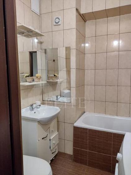 Apartament 2 camere în zona Gruia