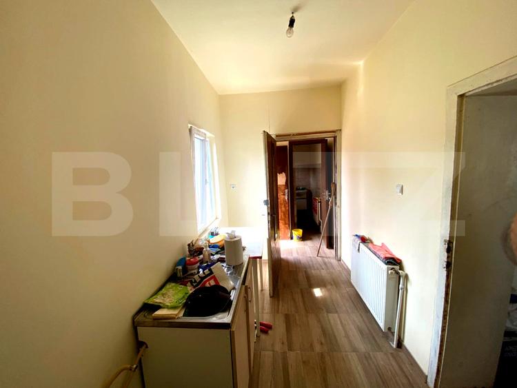 Casa de vanzare, 70 mp, 1079 mp teren, front de 18m, Timisoara Fratelia