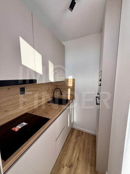 Garsonieră renovată, mobilată nou, etaj 7/10 – Gheorgheni, str. Detunata
