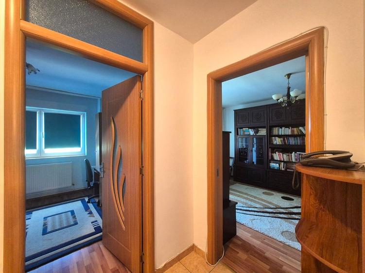 Centru Civic, apartament decomandat, ideal pentru un cuplu, pet friendly