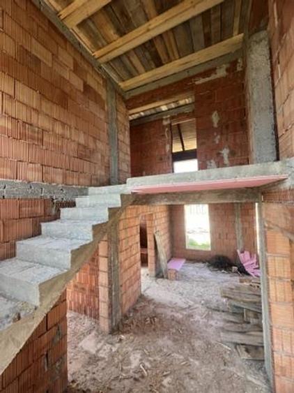 RECO, Casa la rosu, cu toate utilitatile, Zona Cihei, Bihor