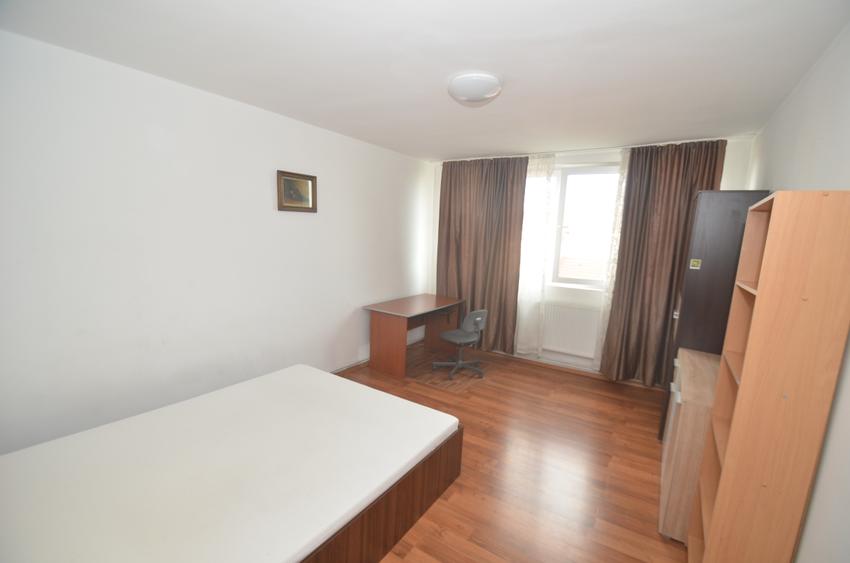 Apartament decomandat cu centrala in Complex