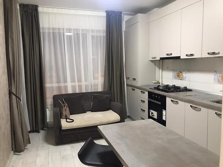 Vanzare studio cu gradina mobilat  si utilat in Avantgarden3 Brasov