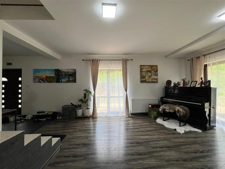 Duplex Grivitei cu 4 camere