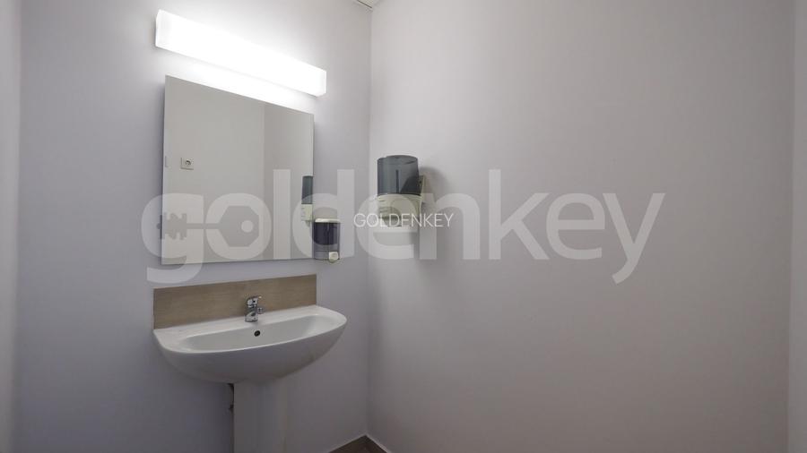 Apartament generos cu 7 camere | langa metrou si parc | rezidenta/birouri - 9