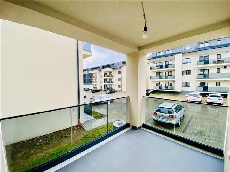Ap. 2 camere si gradina, mobilat si utilat modern, zona D. Stanca