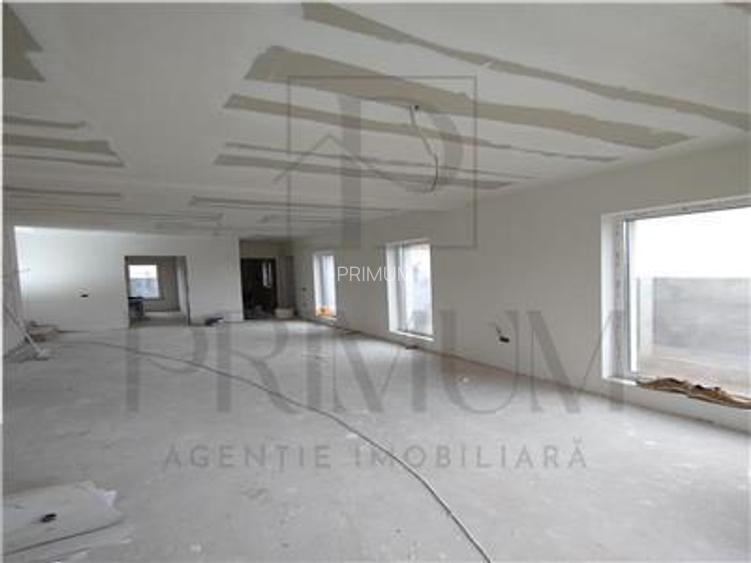 Duplex modern - despartit prin camera tehnica - zona f buna - 6